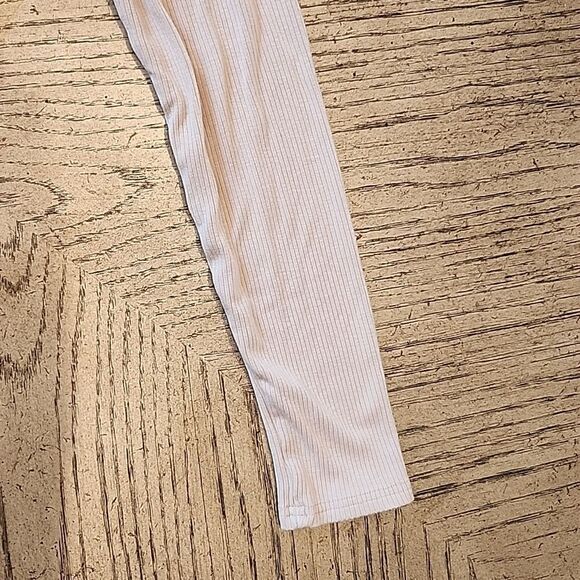 Tan long sleeve ribbed body suit size M - Picture 6 of 8